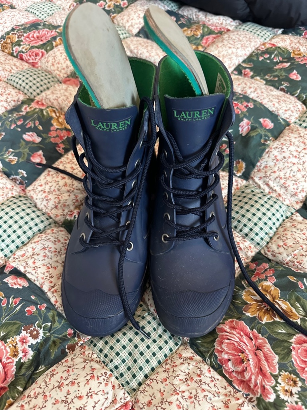 A1–Lauren Ralph Lauren Navy Lace-Up rain Boots with Green Lining
